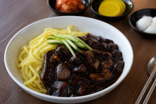 국수집 비빔국수 맵기 조절